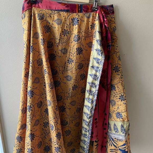 Darn Good Yarn Sari Wrap Skirt - Picture 3 of 6